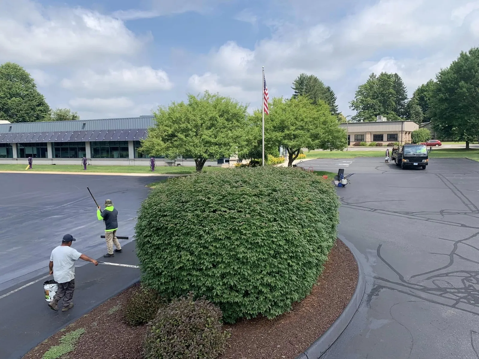 Sealcoating and asphalt work in New Haven, CT