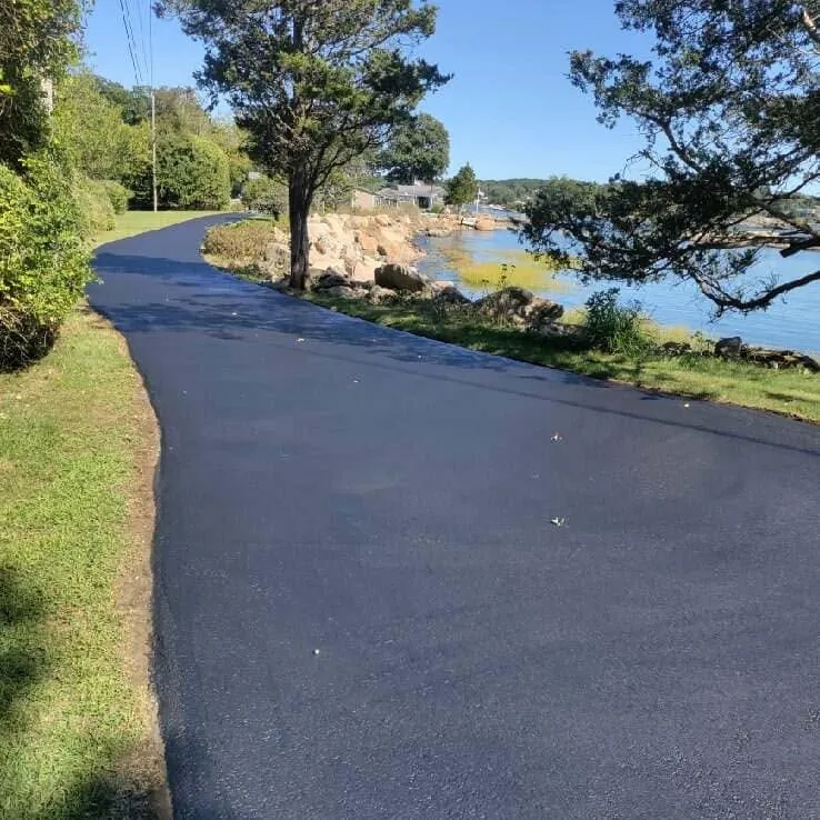 Sealcoating and asphalt work in New Haven, CT